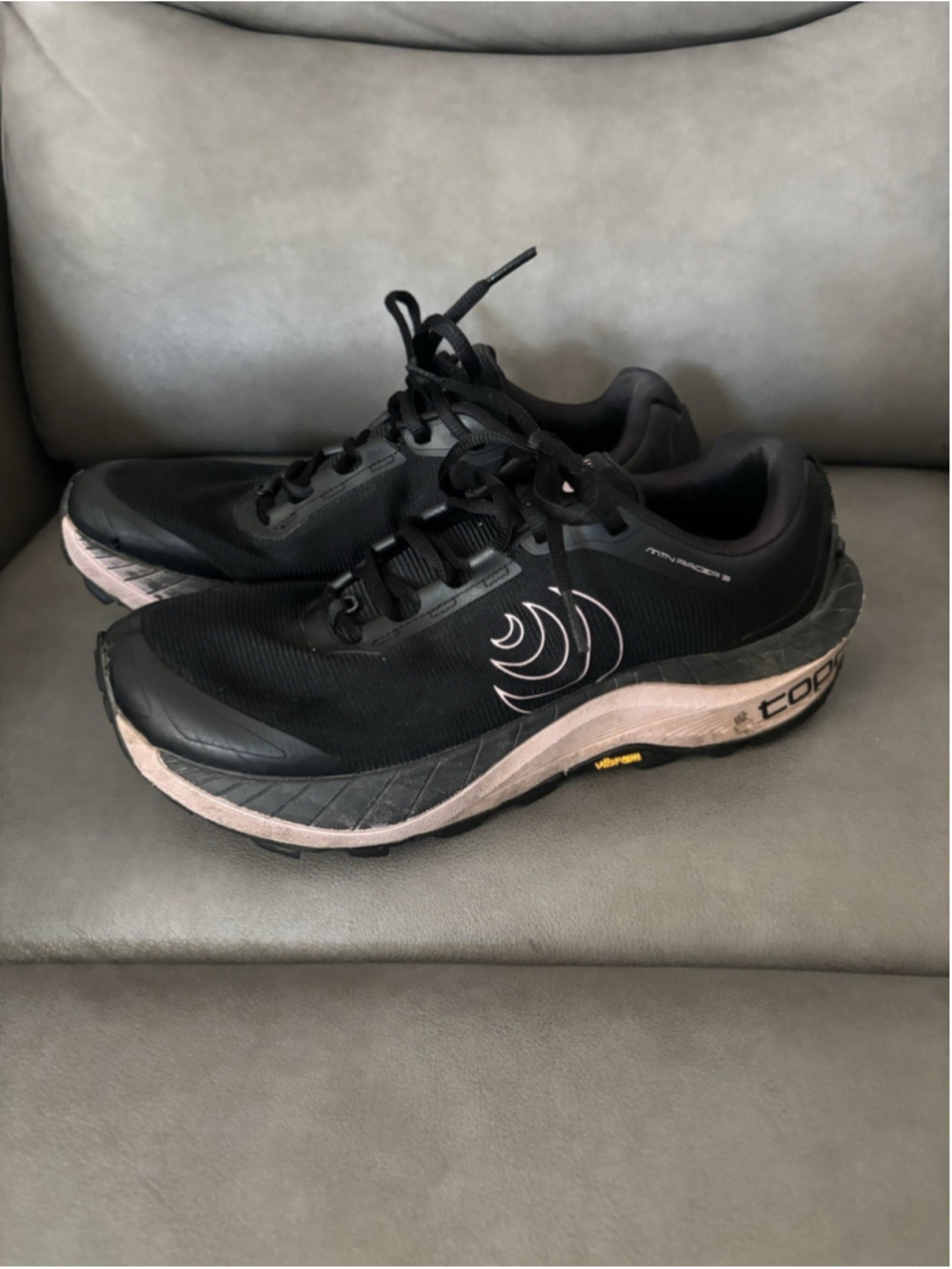 GUC WOMEN’S TOPO ATHLETIC MTN RACER 3 SHOES SNEAKERS SIZE 8 MAUVE PINK EU 39